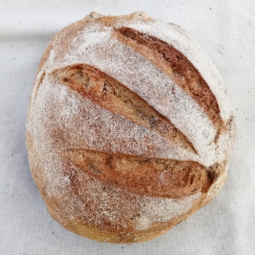 Pain figues noisettes